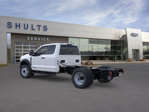 New 2026 Ford F550 4x4 SuperCab Super Duty image 4