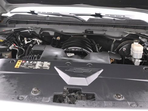 Used 2019 Chevrolet Silverado 1500 Custom w/ Custom Convenience Package image 16