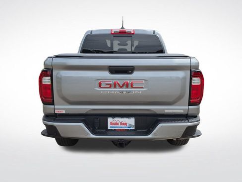 Used 2025 GMC Canyon Elevation w/ Convenience Package AWD/4WD image 4