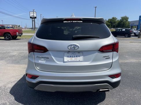 Used 2017 Hyundai Santa Fe Sport w/ Cargo Package AWD/4WD image 5