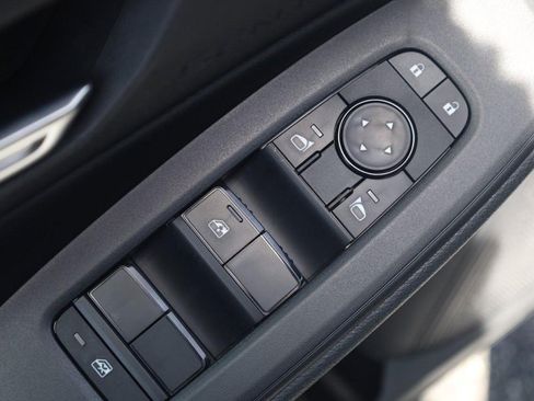 New 2026 Nissan Sentra SV w/ SV Convenience Package FWD image 11