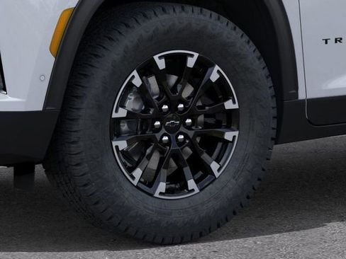 New 2026 Chevrolet Traverse Z71 image 9