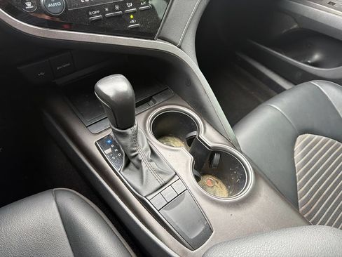Used 2024 Toyota Camry SE FWD image 33