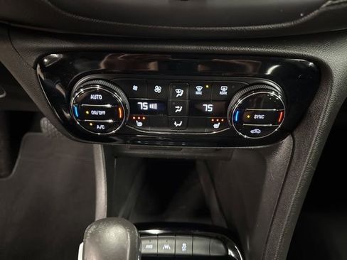 Used 2020 Buick Encore GX Select AWD/4WD image 16