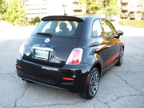 Used 2012 FIAT 500 Sport w/ Safety & Sound Pkg FWD image 10