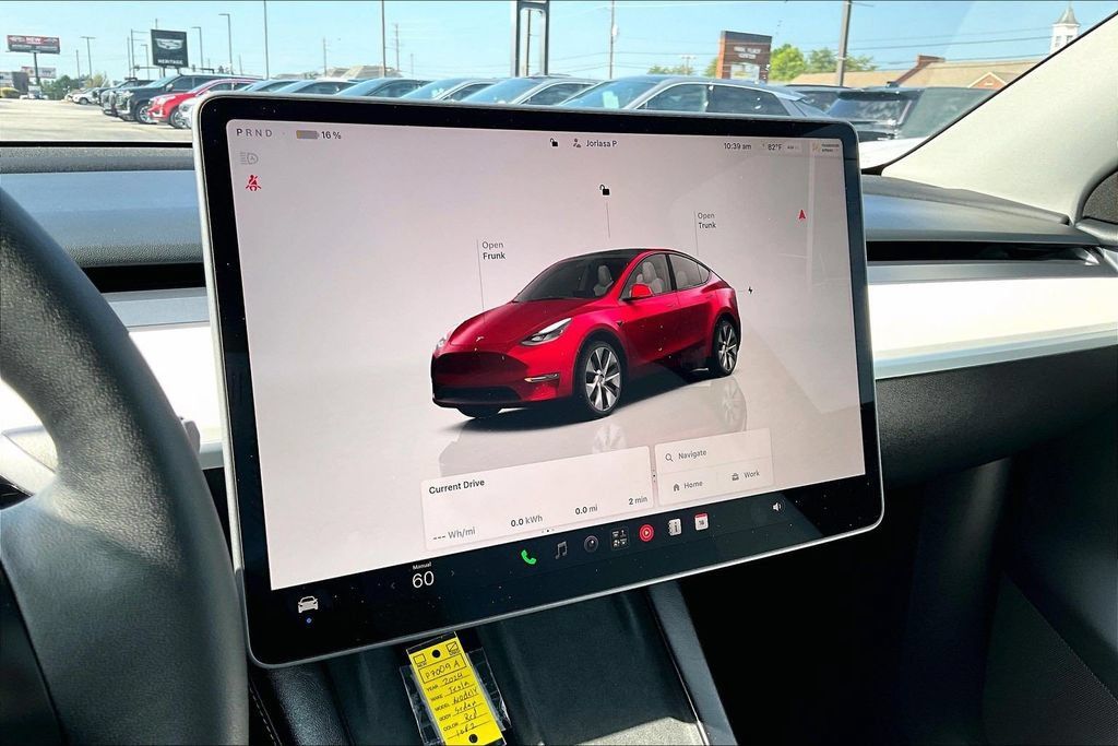 Used 2024 Tesla Model Y Long Range AWD/4WD image 15