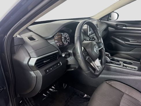Used 2020 Nissan Altima 2.5 SV FWD image 23