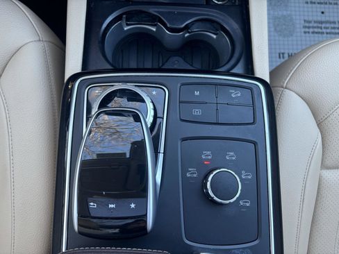 Used 2018 Mercedes-Benz GLE 350 4MATIC image 8