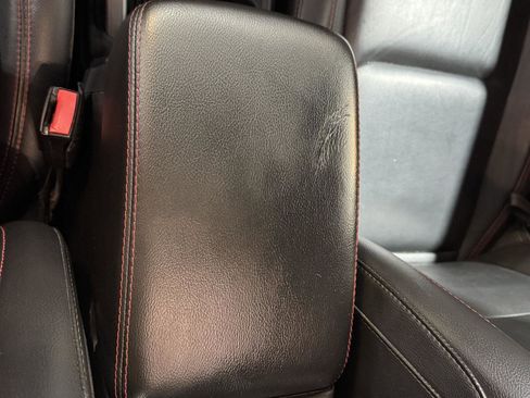 Used 2021 Jeep Wrangler Unlimited Rubicon AWD/4WD image 32