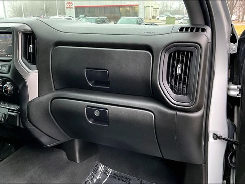 Used 2021 Chevrolet Silverado 1500 Custom image 18