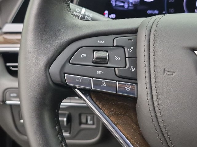 Certified 2023 Cadillac Escalade Sport Platinum w/ LPO, ONYX Package AWD/4WD image 11