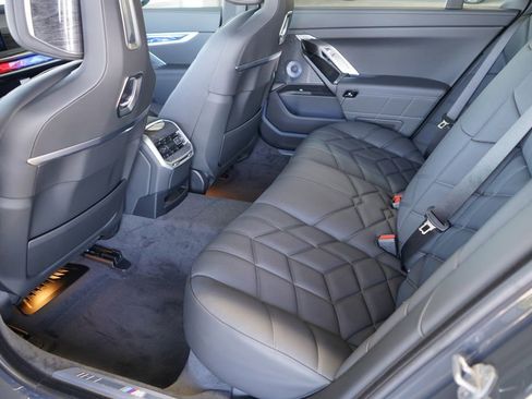 New 2026 BMW 760i xDrive 760i xDrive w/ Executive Package image 20