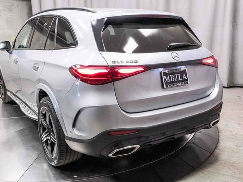Used 2023 Mercedes-Benz GLC 300 image 8
