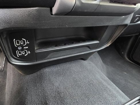 Used 2024 RAM 2500 Big Horn image 21