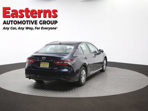 Used 2021 Toyota Camry LE FWD image 38