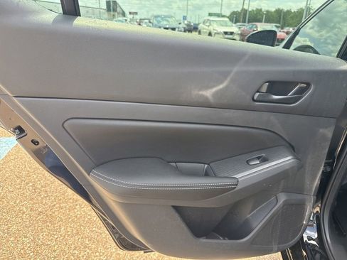 Used 2025 Nissan Altima 2.5 SV FWD image 26