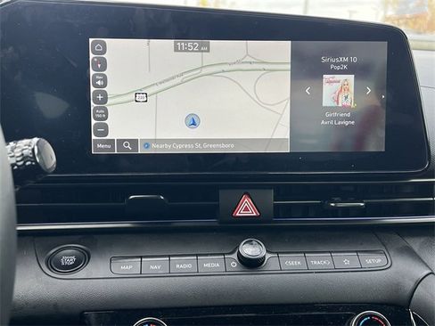 Certified 2025 Hyundai Elantra SEL image 13