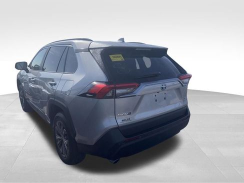 Used 2024 Toyota RAV4 XLE Premium w/ Weather Package AWD/4WD image 15