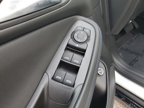 New 2026 Buick Encore GX Sport Touring w/ Comfort Package FWD image 17