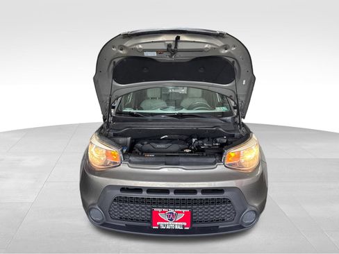 Used 2014 Kia Soul FWD image 11