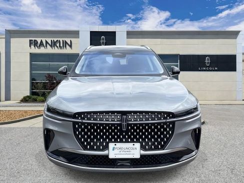 Certified 2024 Lincoln Nautilus Reserve AWD/4WD image 2