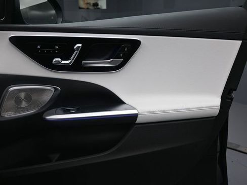 New 2025 Mercedes-Benz C 300 Sedan image 31