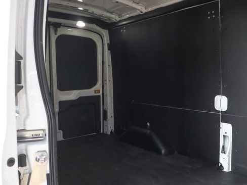 Used 2024 Ford Transit 250 148 Medium Roof w/ Interior Upgrade Package RWD image 13