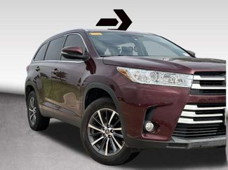 Used 2019 Toyota Highlander XLE video 1