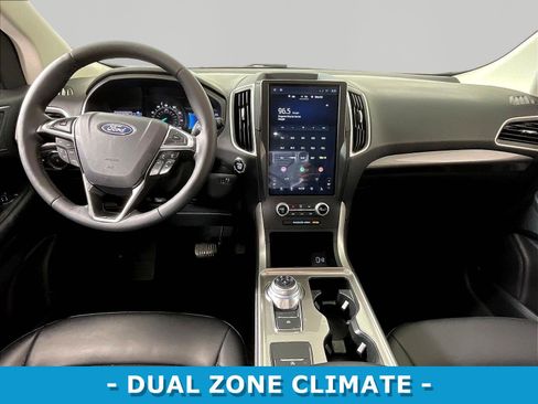 Used 2024 Ford Edge SEL w/ Convenience Package AWD/4WD image 7