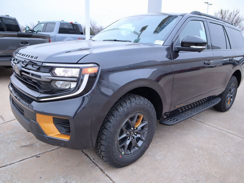 New 2025 Ford Expedition Tremor image 13