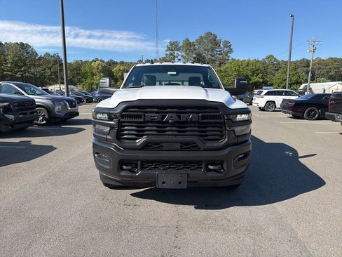 New 2026 RAM 2500 Tradesman AWD/4WD image 3