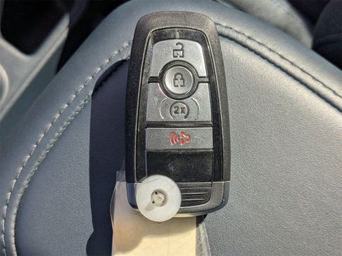 New 2025 Ford Maverick XLT w/ XLT Luxury Package image 34