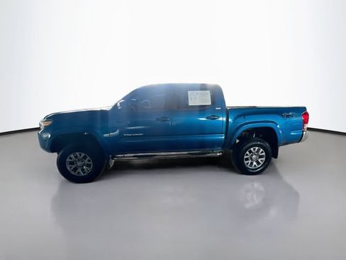 Used 2016 Toyota Tacoma SR5 RWD image 5