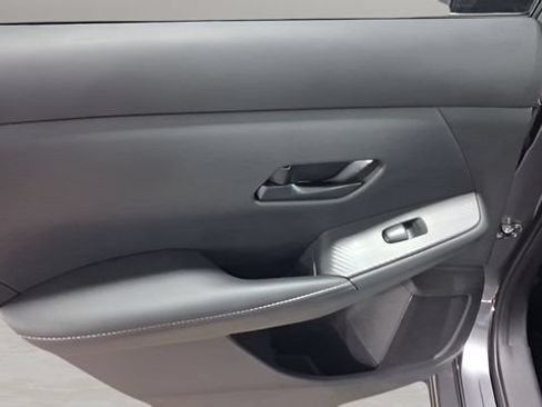 Used 2025 Nissan Sentra SV w/ All-Weather Package FWD image 22