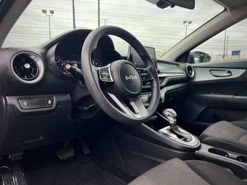 Used 2022 Kia Forte LXS image 54