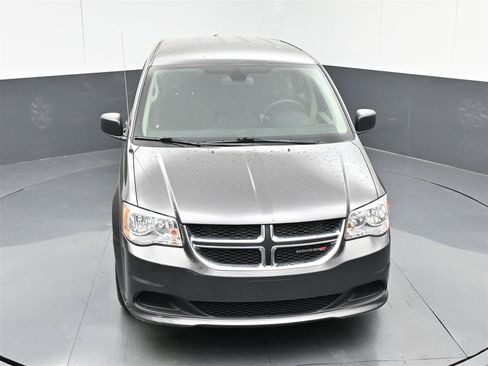 Used 2019 Dodge Grand Caravan SE w/ UConnect Hands-Free Group FWD image 39