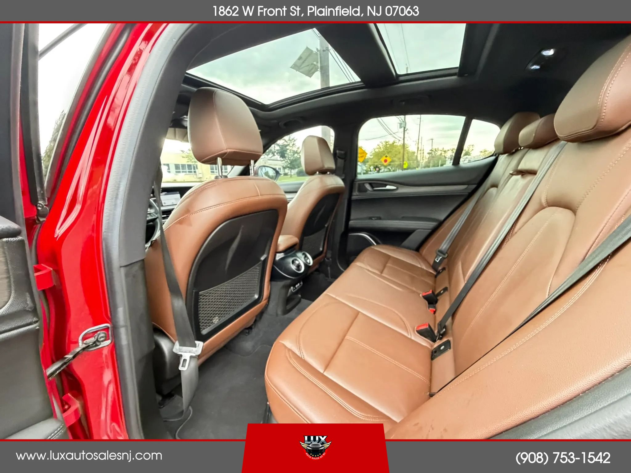 Used 2023 Alfa Romeo Stelvio Ti AWD/4WD image 36
