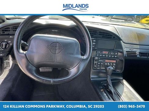 Used 1995 Chevrolet Corvette Coupe RWD image 17