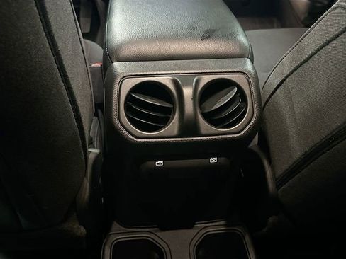 Used 2024 Jeep Wrangler Sport S image 25