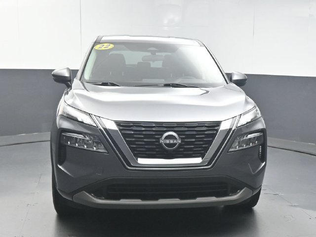 Used 2022 Nissan Rogue SV FWD image 3