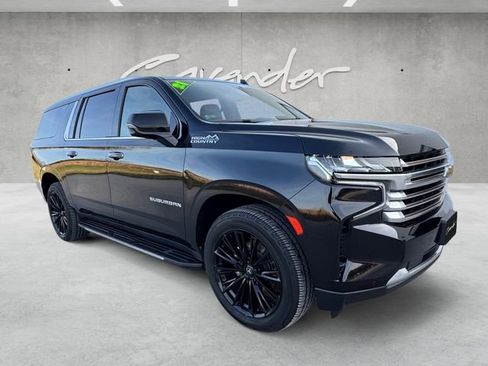 Used 2021 Chevrolet Suburban High Country image 2