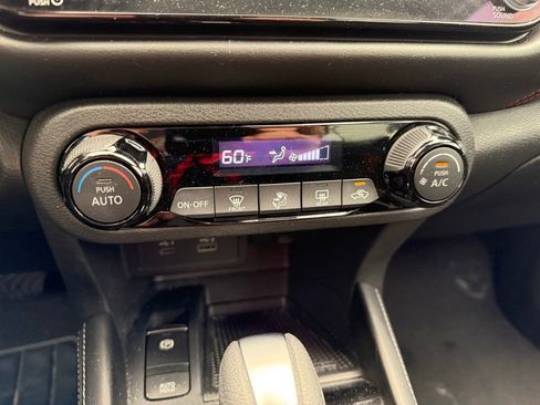 Used 2024 Nissan Kicks SR FWD image 20