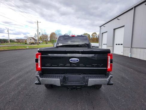 New 2026 Ford F250 Lariat image 17