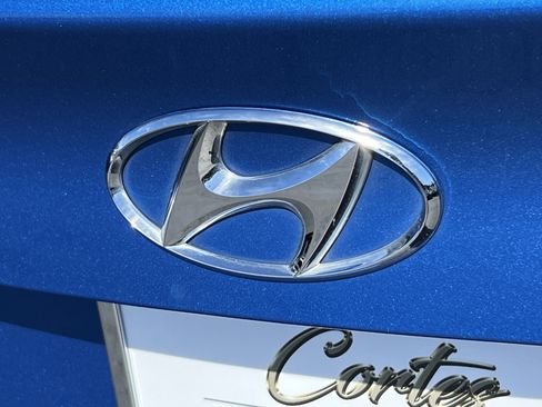 Used 2017 Hyundai Elantra Sport FWD image 8
