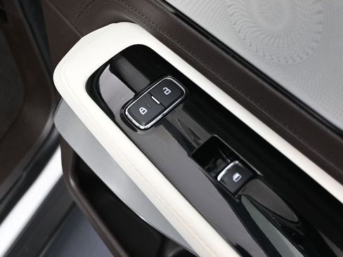 Used 2023 Lincoln Aviator Black Label w/ Dynamic Handling Package image 54