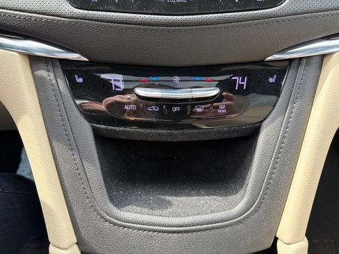 Used 2018 Cadillac XT5 Luxury w/ Driver Awareness Package FWD image 38