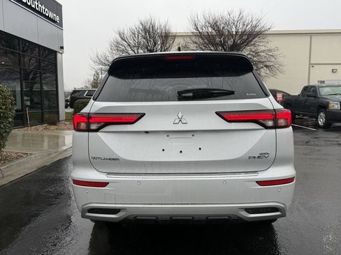 Used 2025 Mitsubishi Outlander SEL Black Edition image 7