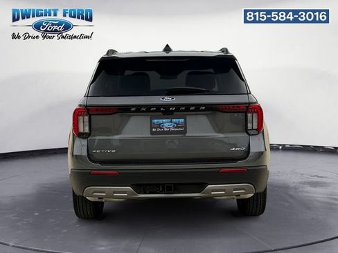 New 2026 Ford Explorer Active w/ Active Comfort Package AWD/4WD image 4