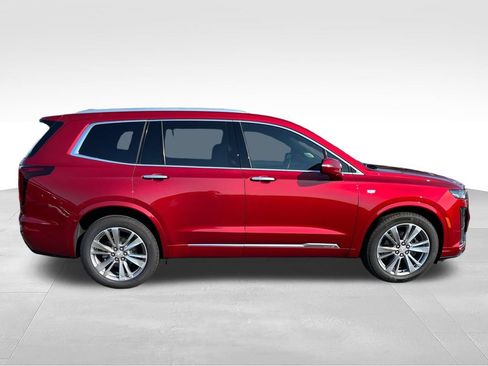 Used 2024 Cadillac XT6 Premium Luxury w/ LPO, Floor Liner Package FWD image 6