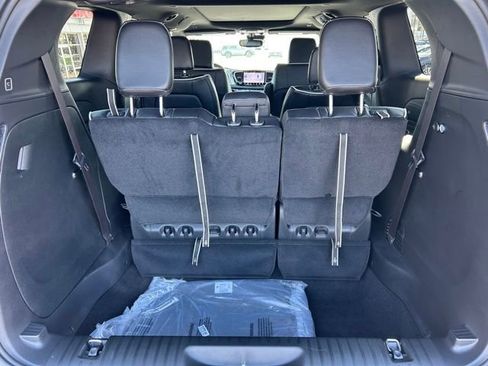 New 2026 Chrysler Pacifica Limited AWD/4WD image 10